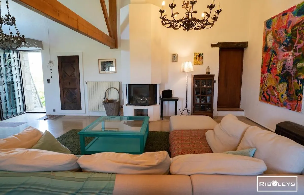 Country house Mas Avec Vue Et Piscine Aux Portes Du Luberon