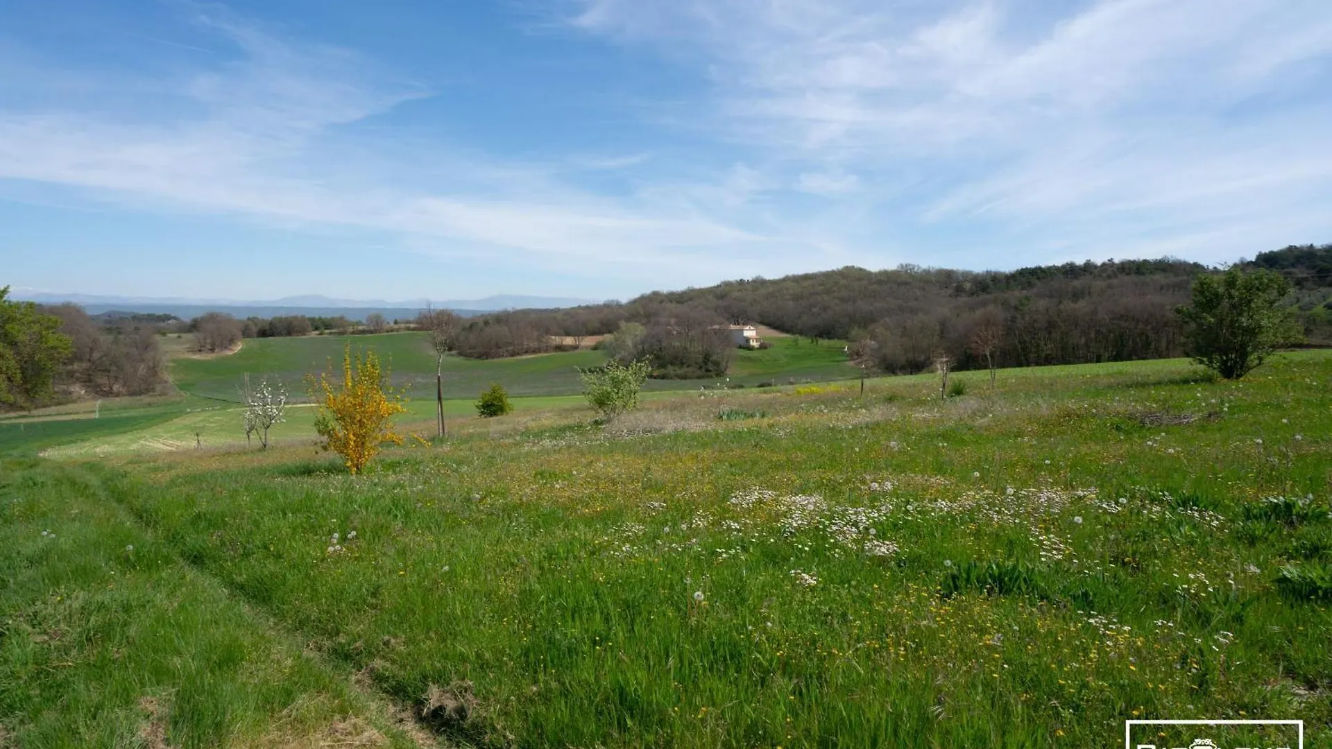 Country house Mas Avec Vue Et Piscine Aux Portes Du Luberon France