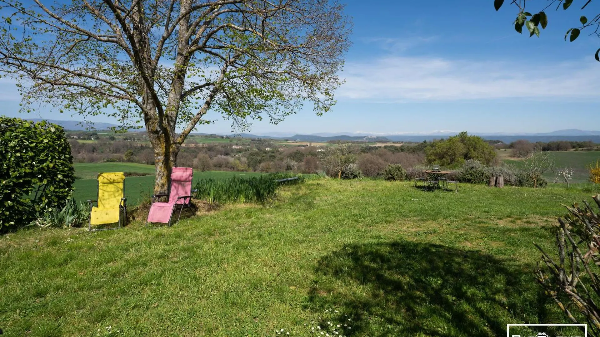 Country house Mas Avec Vue Et Piscine Aux Portes Du Luberon