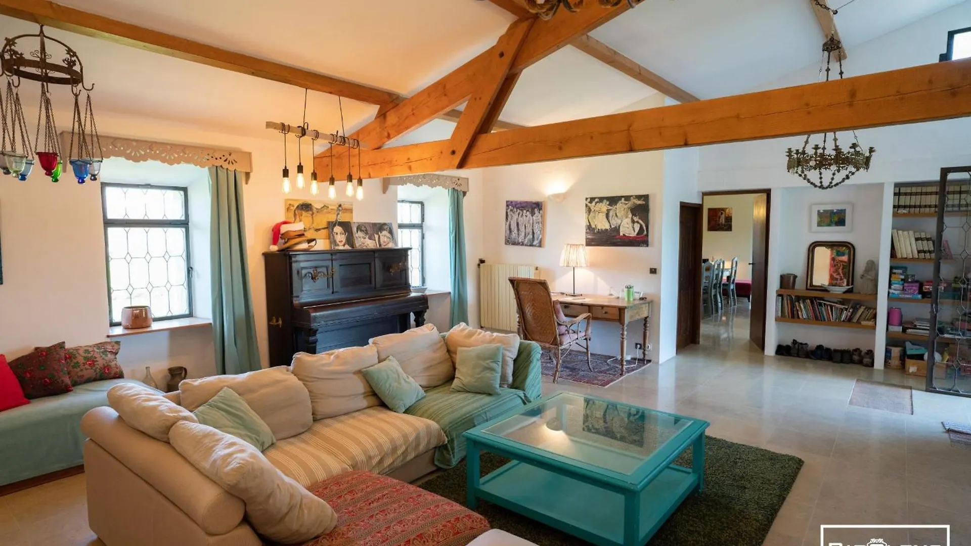 Country house Mas Avec Vue Et Piscine Aux Portes Du Luberon France