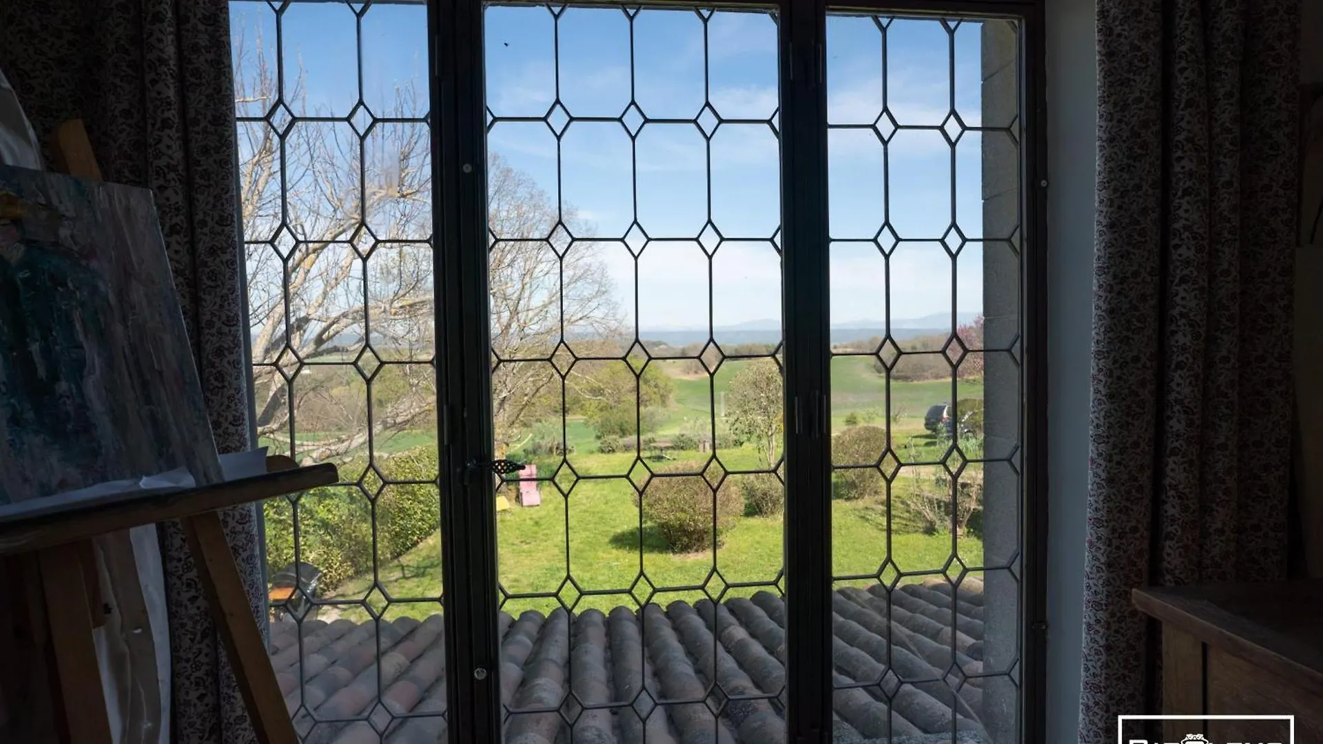 Mas Avec Vue Et Piscine Aux Portes Du Luberon Country house Forcalquier